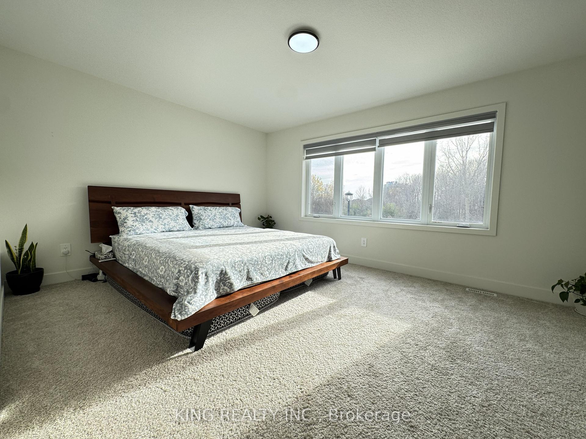 Photo 24 of Unit UPPER, 1462 Twilite Boulevard, London, North S — HOMEH