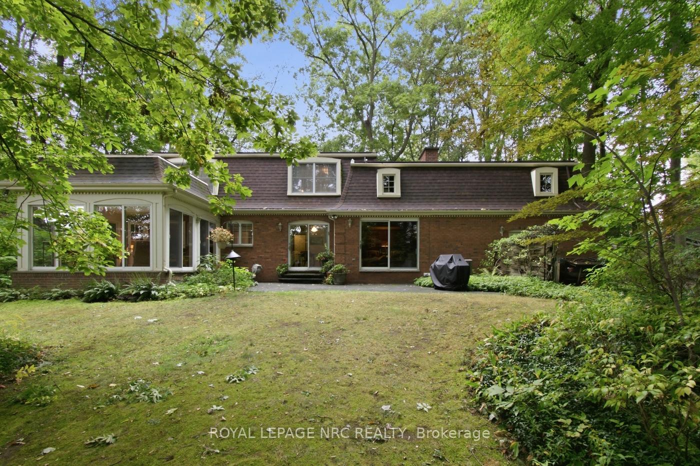 Photo 3 of 53 Stella Street, Pelham, Fonthill — HOMEH