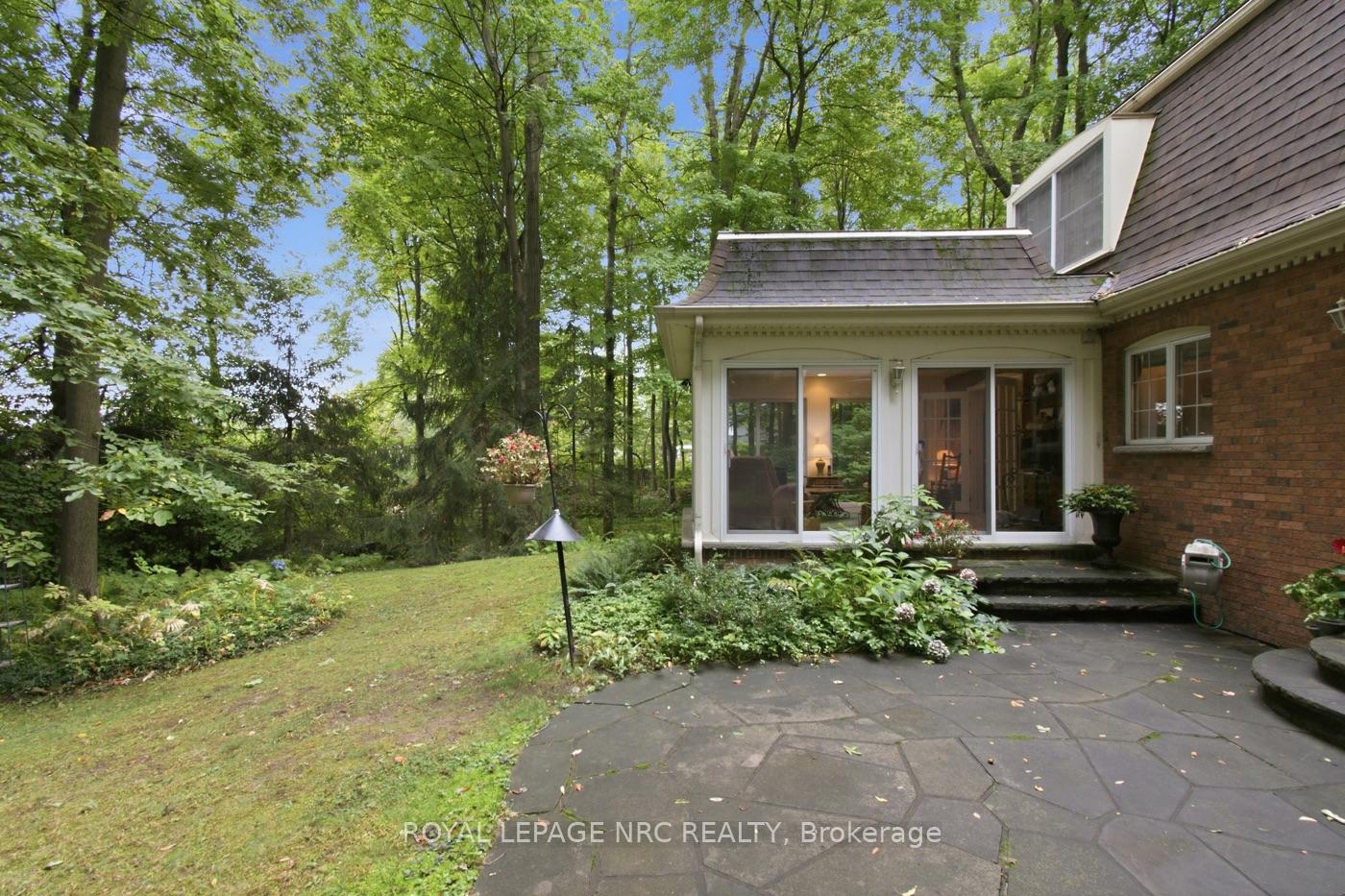 Photo 5 of 53 Stella Street, Pelham, Fonthill — HOMEH
