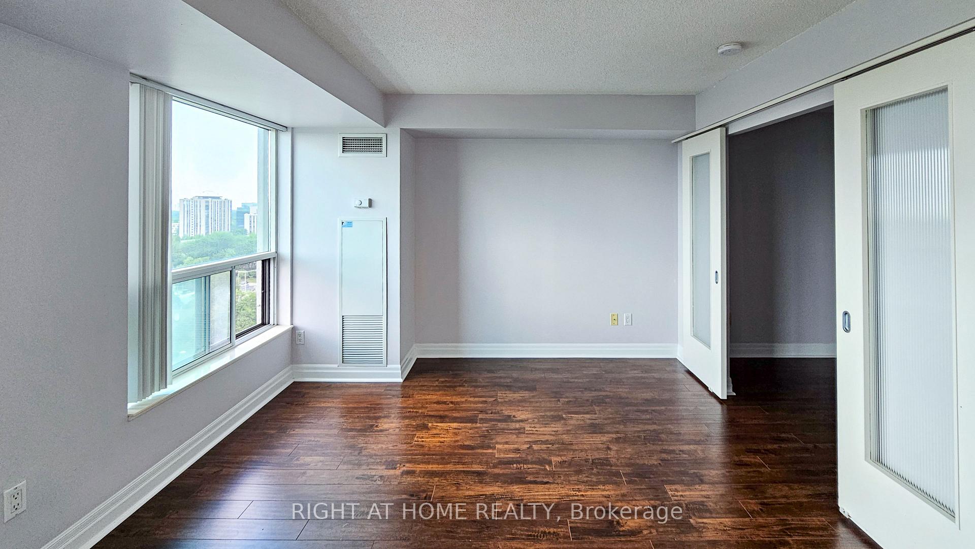 Photo 3 of Unit 1510, 188 Doris Avenue, North York, Willowdale East — HOMEH