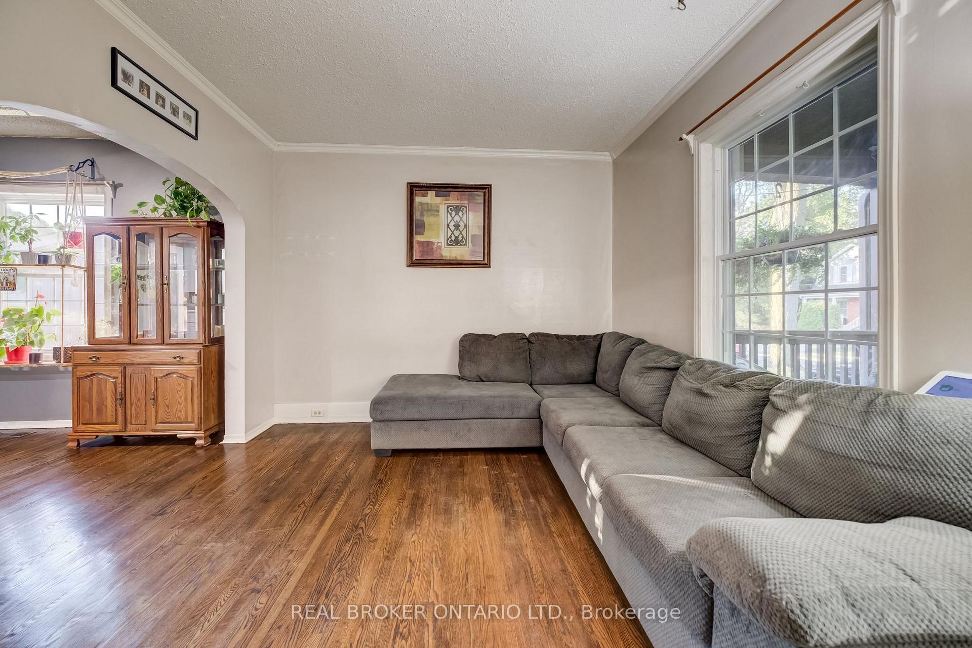 Photo 6 of 36 Cherry Street, Stratford — HOMEH