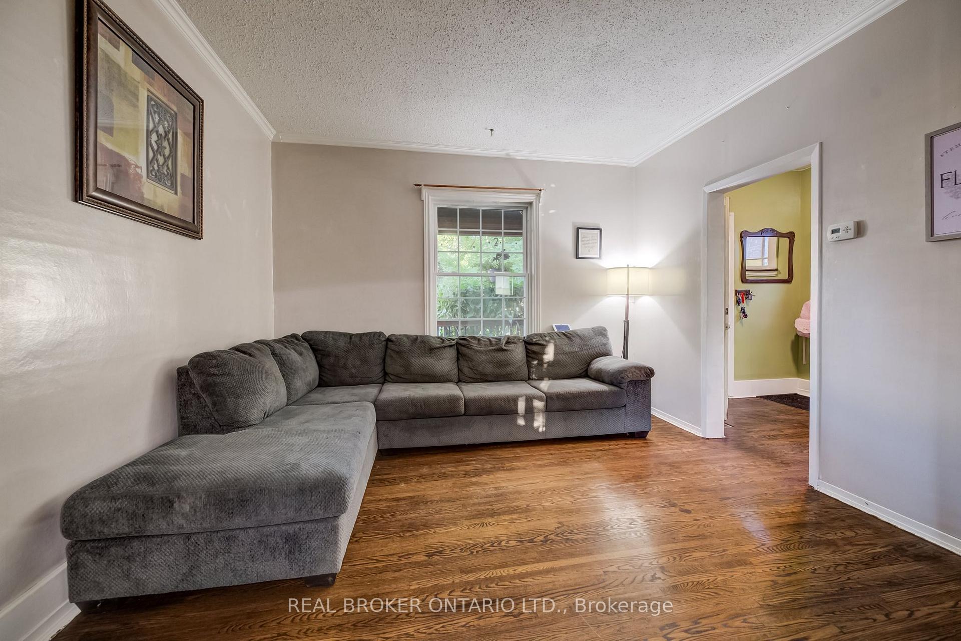 Photo 7 of 36 Cherry Street, Stratford — HOMEH