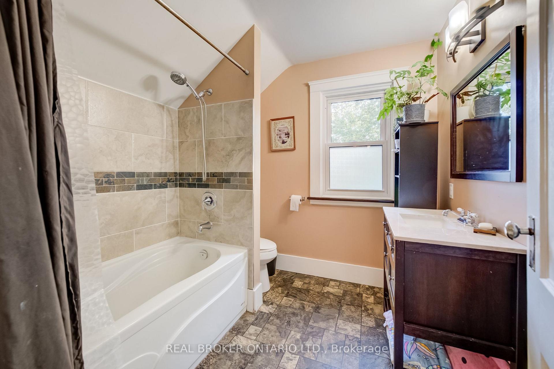 Photo 22 of 36 Cherry Street, Stratford — HOMEH