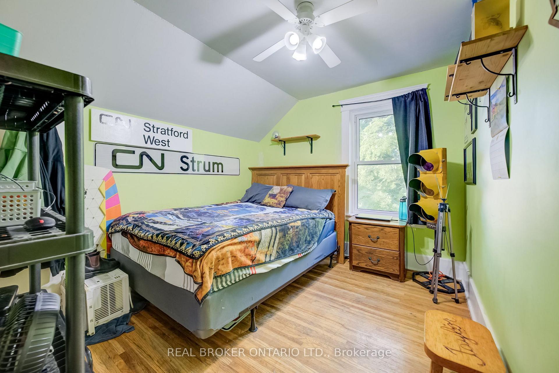 Photo 23 of 36 Cherry Street, Stratford — HOMEH