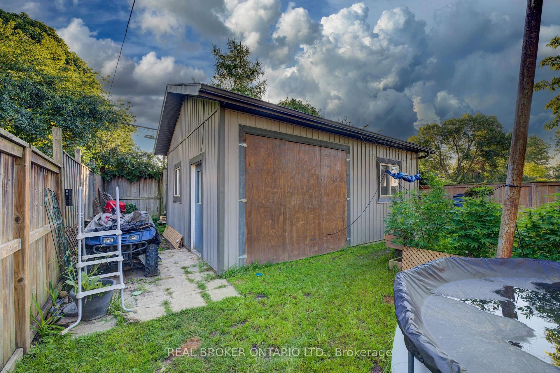 Photo 30 of 36 Cherry Street, Stratford — HOMEH