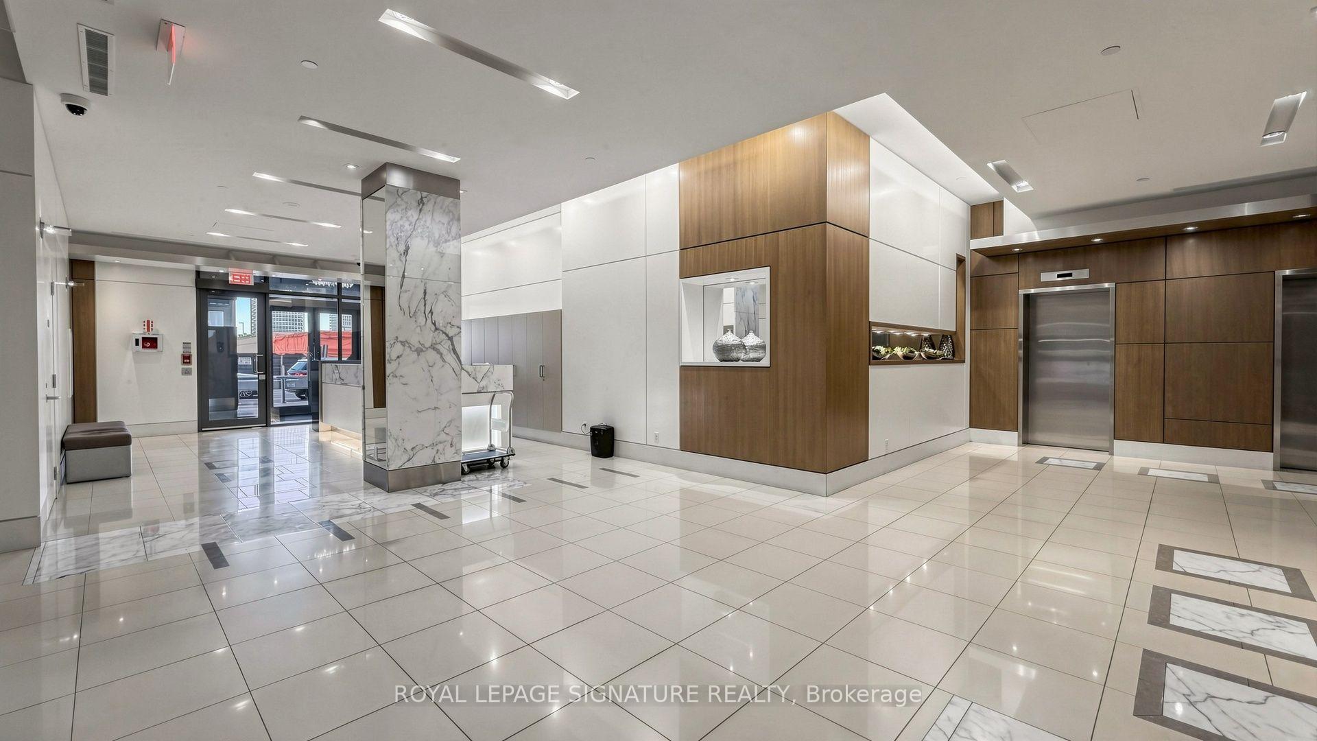 Photo 3 of Unit 402, 500 St Clair Avenue W, Toronto, Humewood-Cedarvale — HOMEH