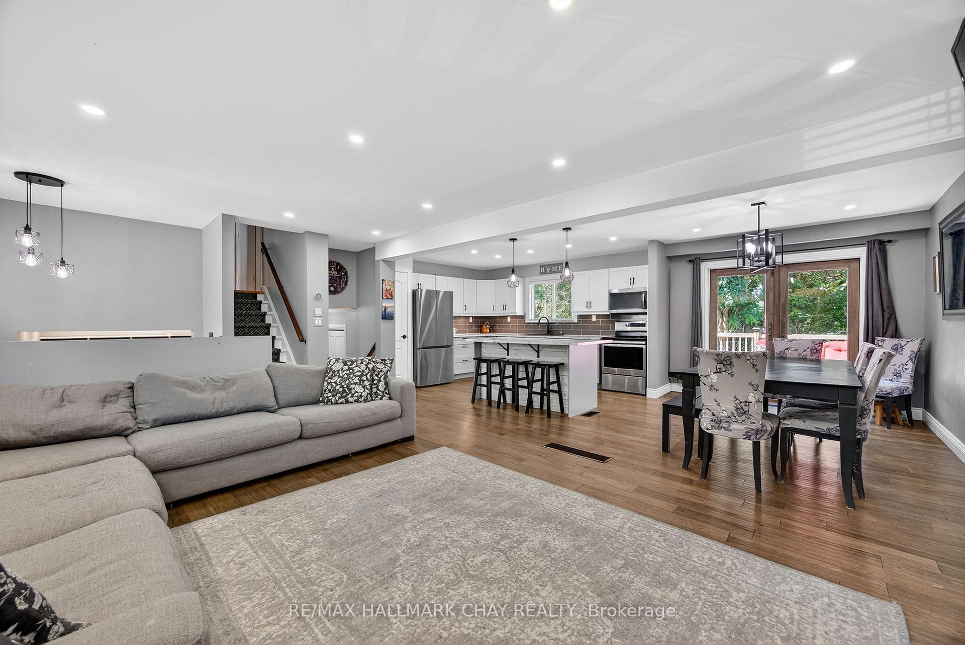 Photo 9 of 56 Briar Road, Barrie, Allandale Heights — HOMEH