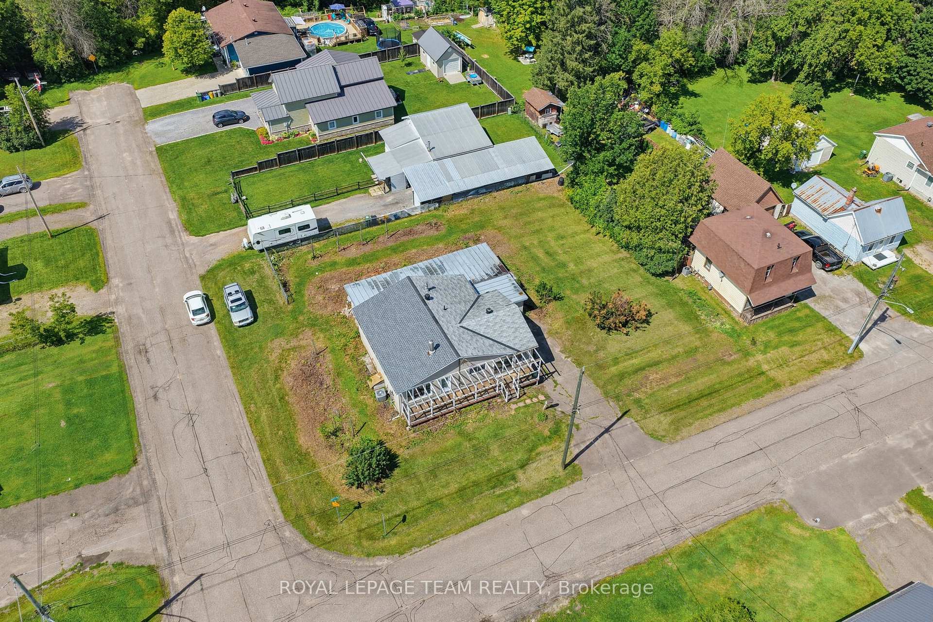 Photo 24 of 550 Giroux Street, Pembroke, Pembroke — HOMEH