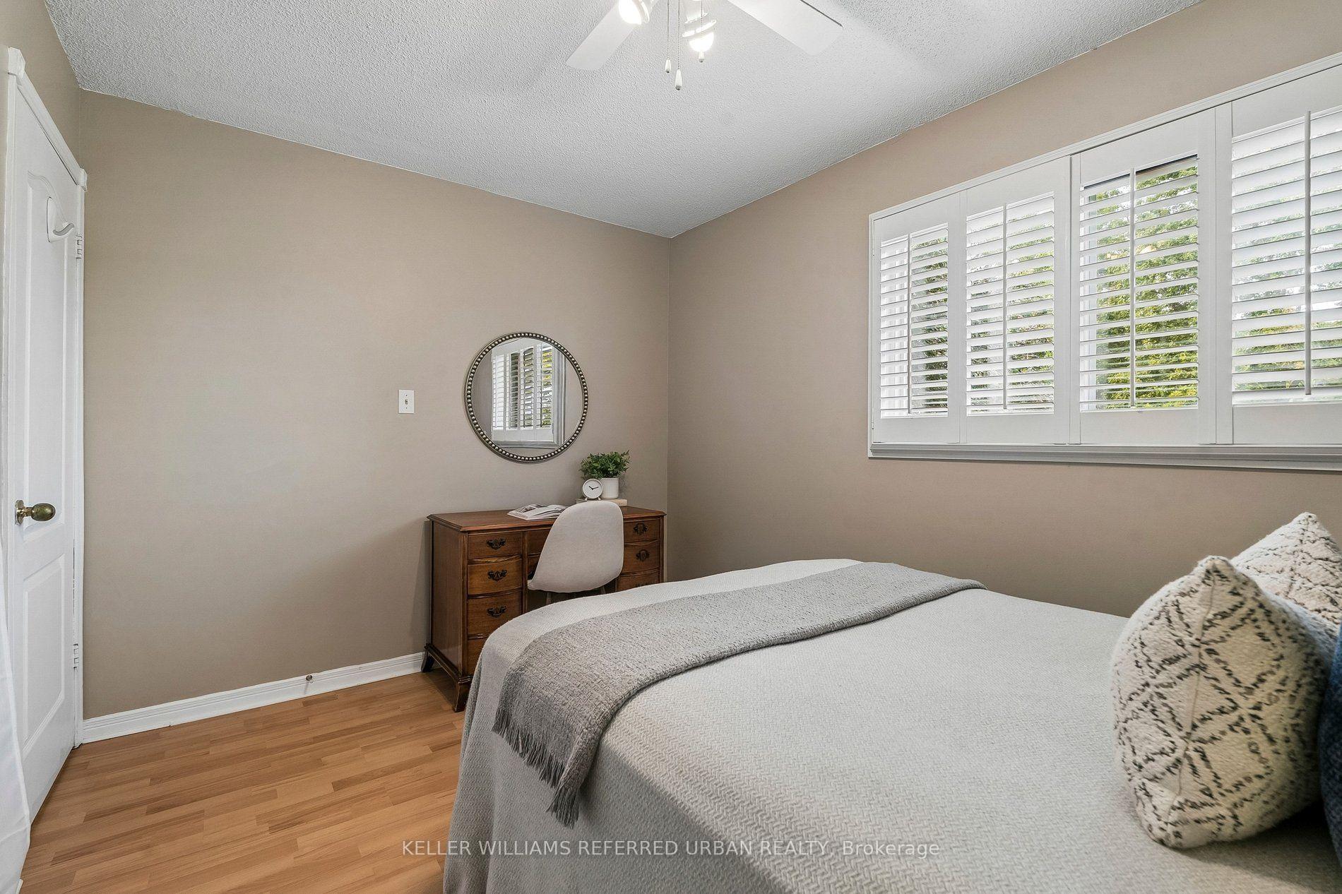 Photo 24 of 190 Hilltop Drive, East Gwillimbury, Holland Landing — HOMEH