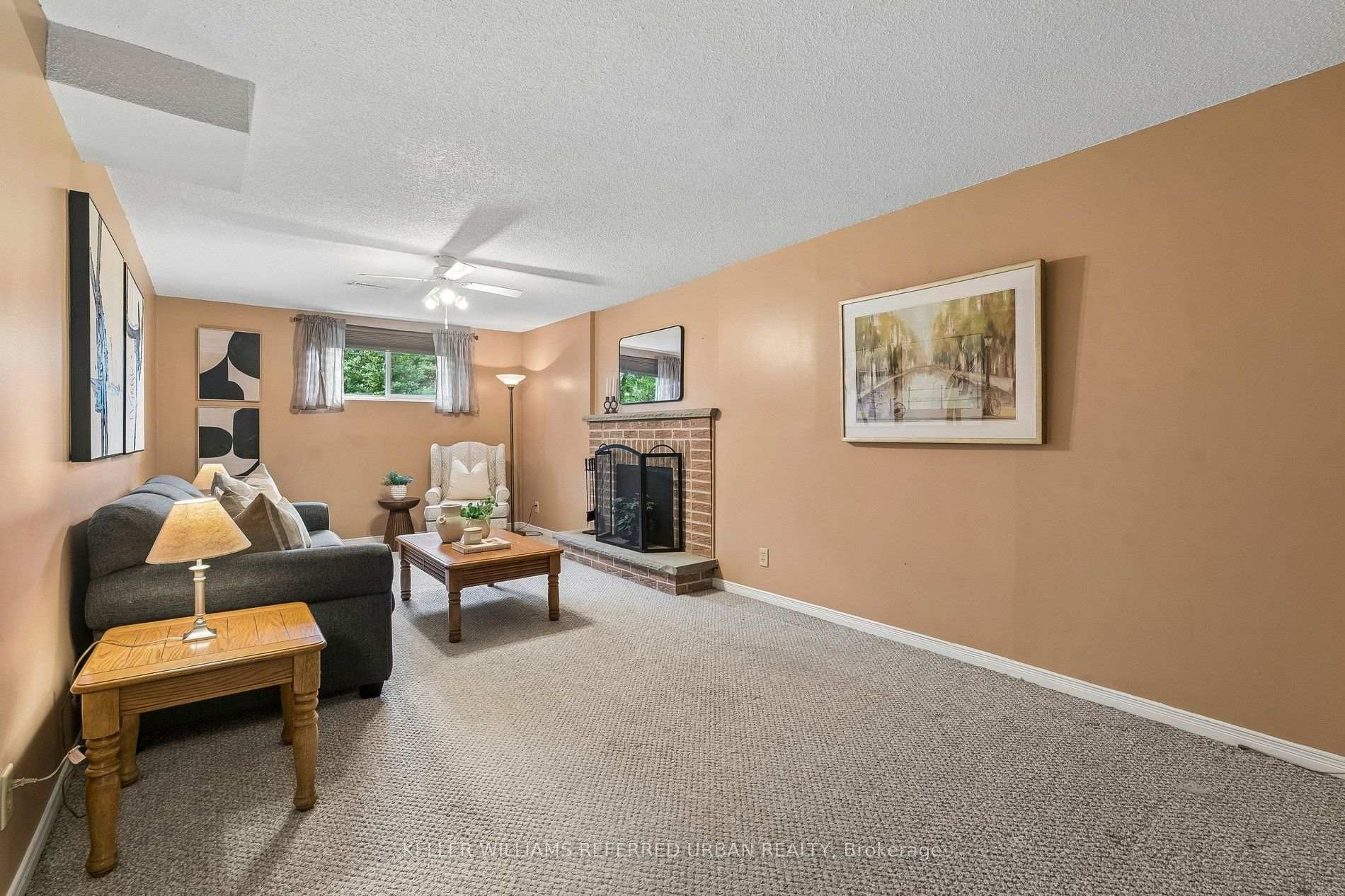 Photo 34 of 190 Hilltop Drive, East Gwillimbury, Holland Landing — HOMEH