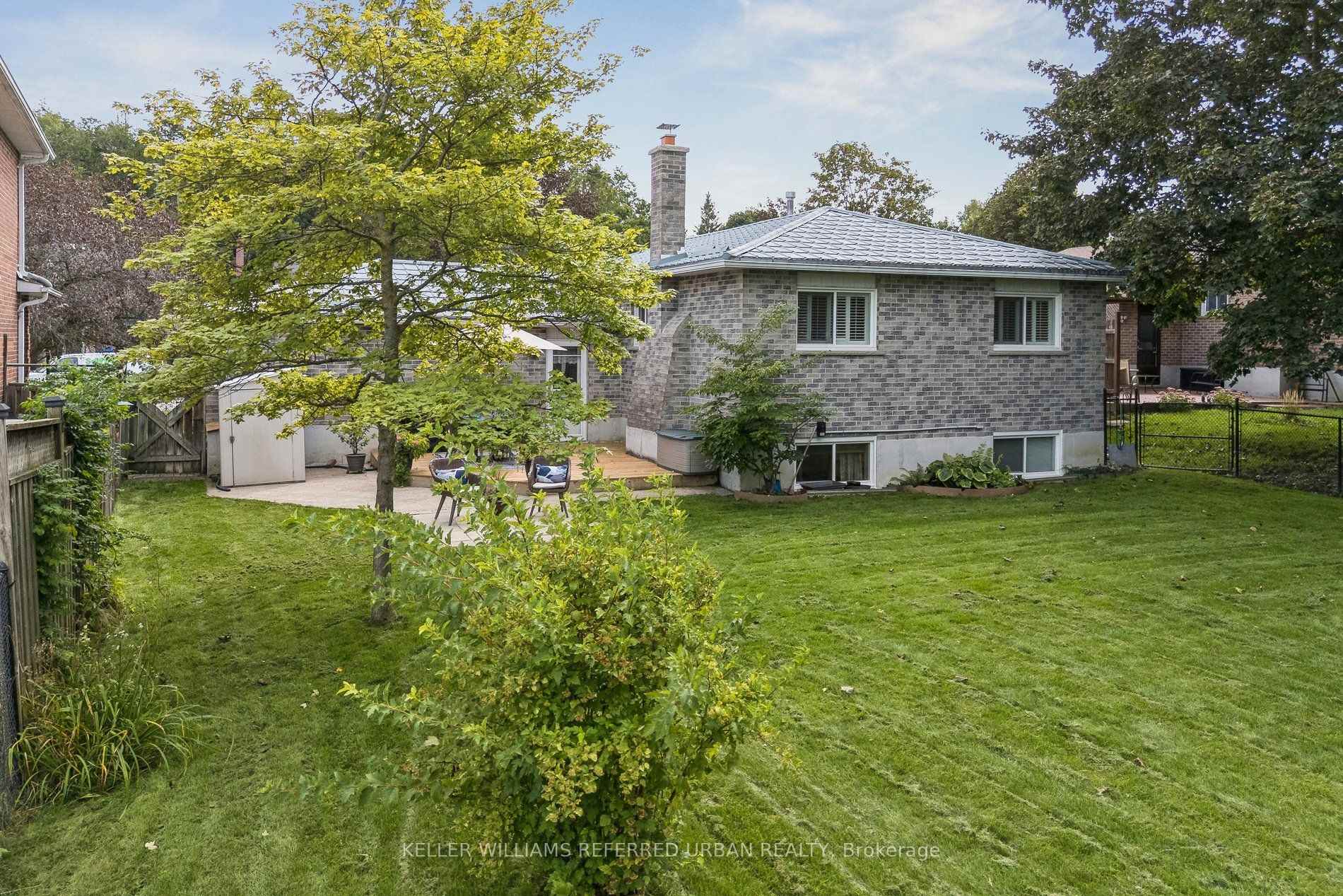 Photo 42 of 190 Hilltop Drive, East Gwillimbury, Holland Landing — HOMEH