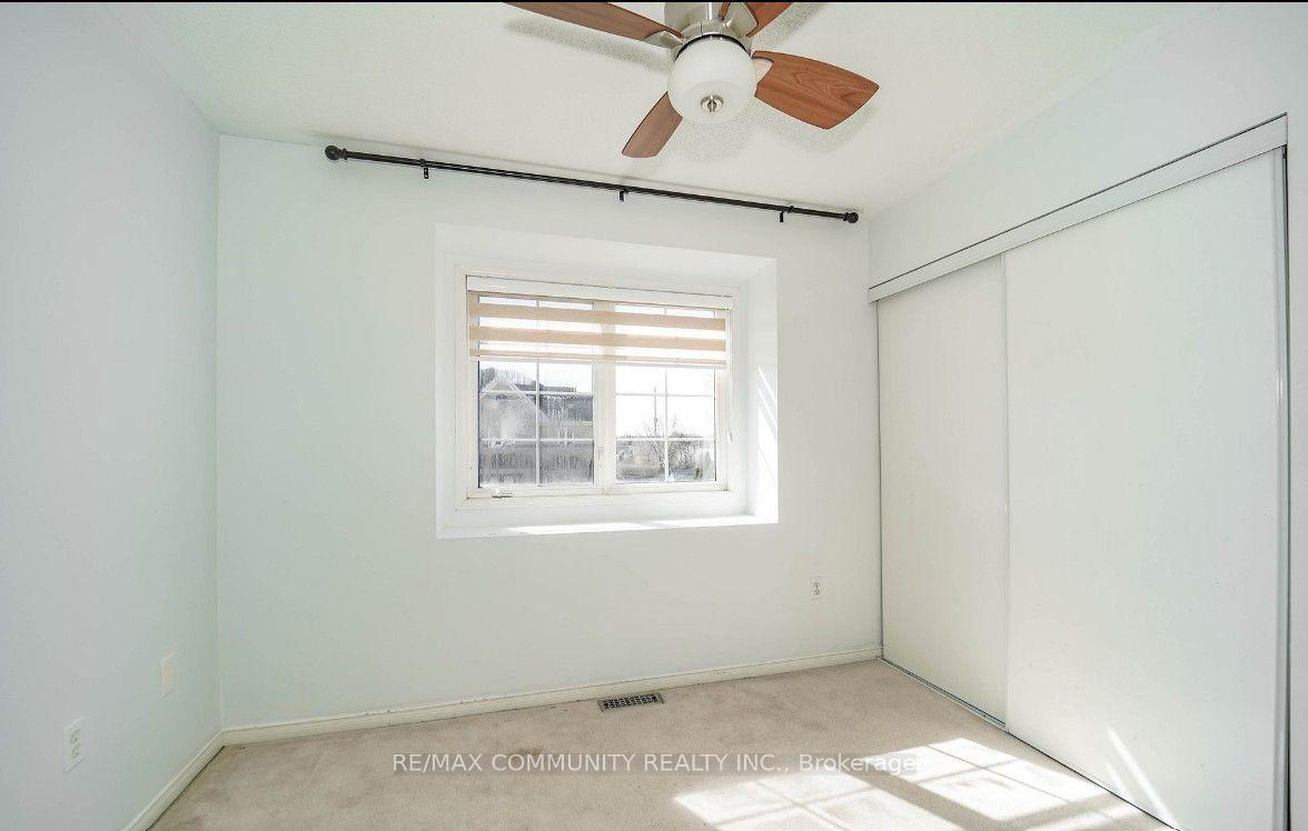 Photo 17 of 2 Oglevie Drive, Whitby, Pringle Creek — HOMEH