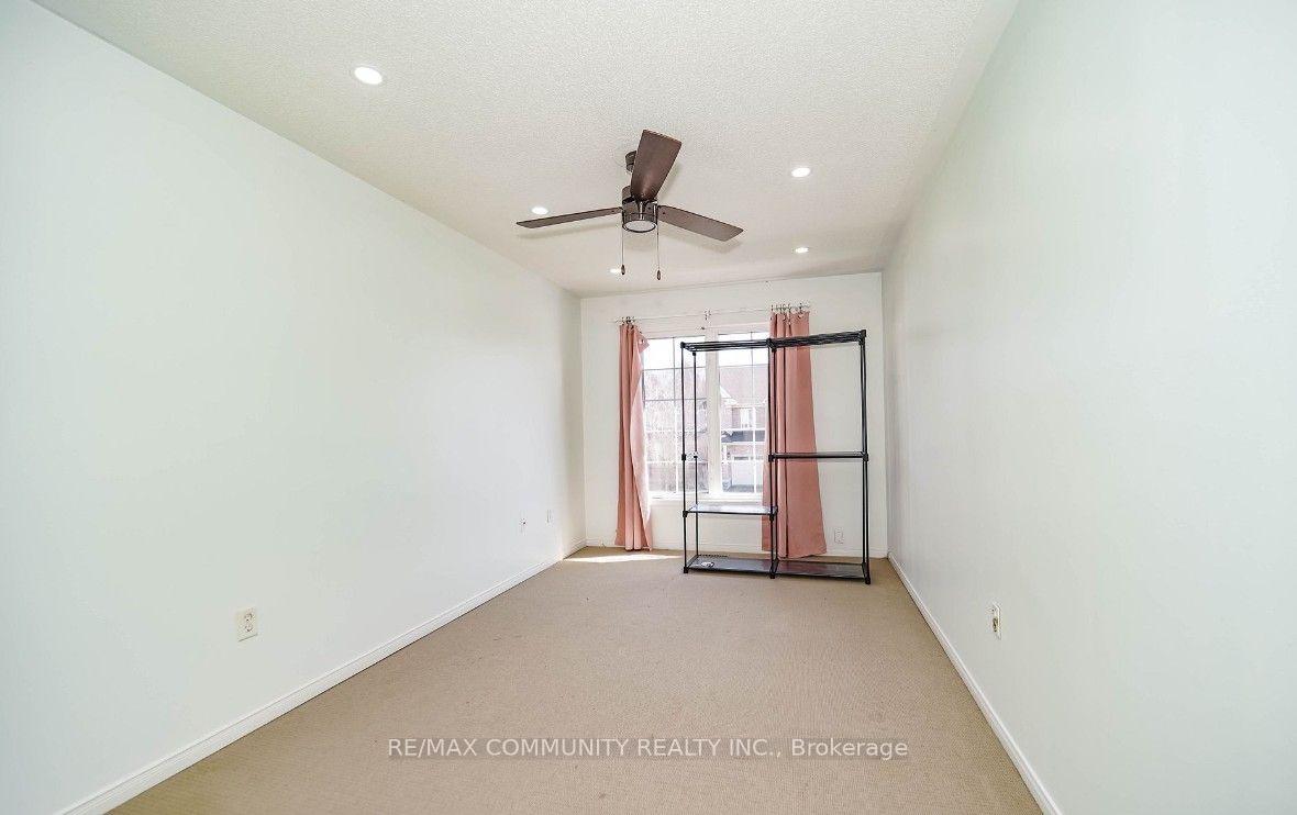 Photo 18 of 2 Oglevie Drive, Whitby, Pringle Creek — HOMEH
