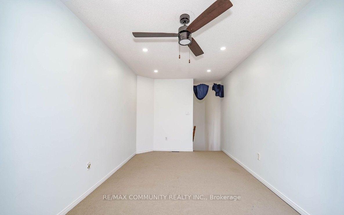 Photo 19 of 2 Oglevie Drive, Whitby, Pringle Creek — HOMEH