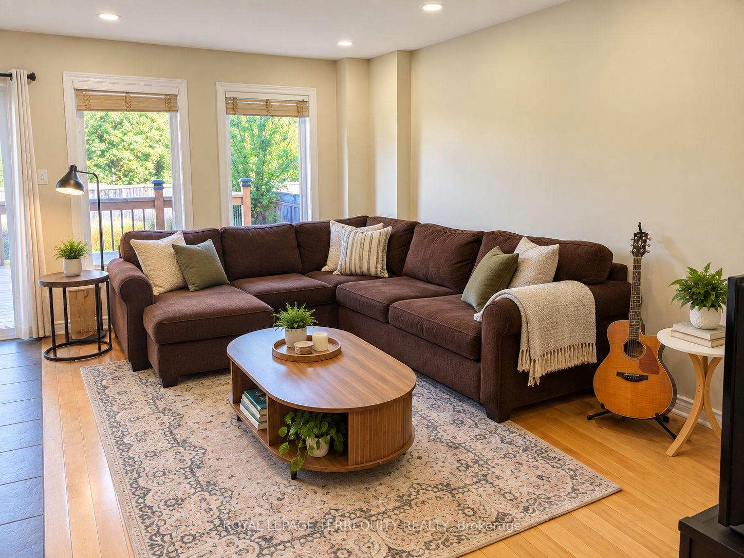 Photo 3 of 20 Gateway Court, Whitby, Taunton North — HOMEH