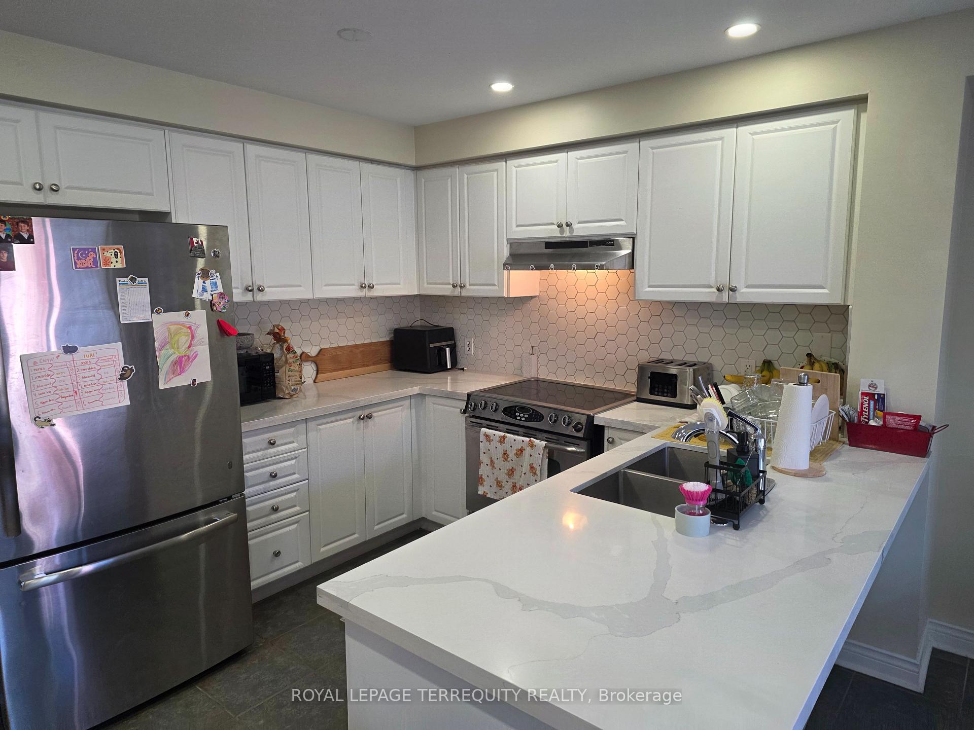 Photo 4 of 20 Gateway Court, Whitby, Taunton North — HOMEH