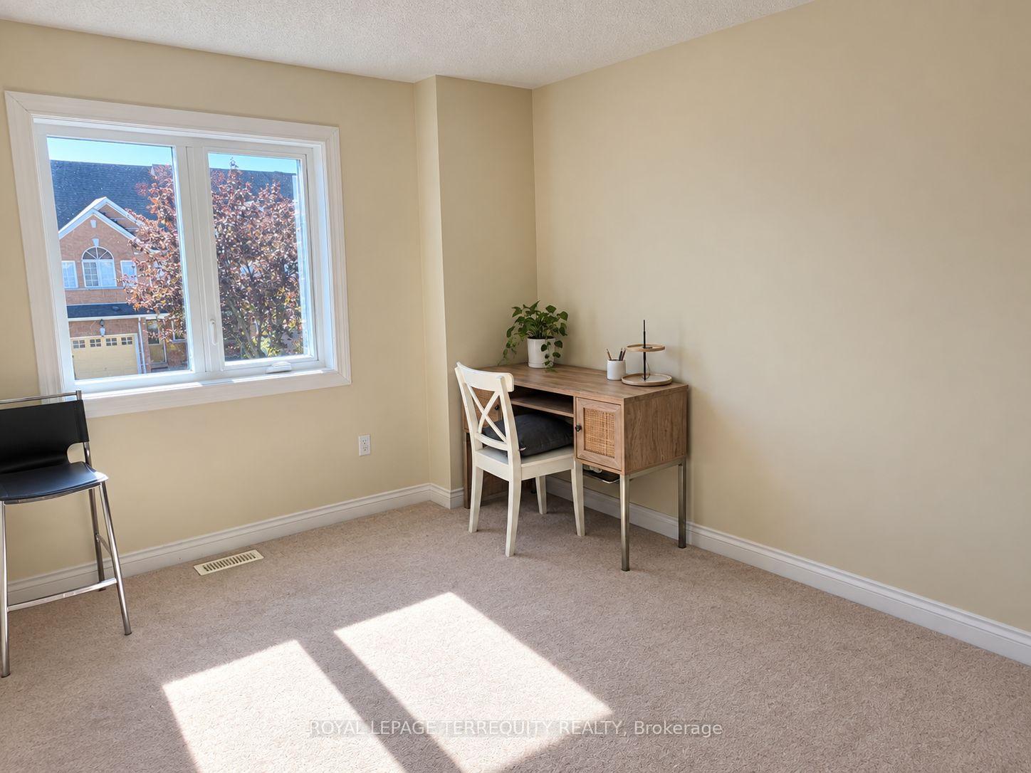 Photo 11 of 20 Gateway Court, Whitby, Taunton North — HOMEH