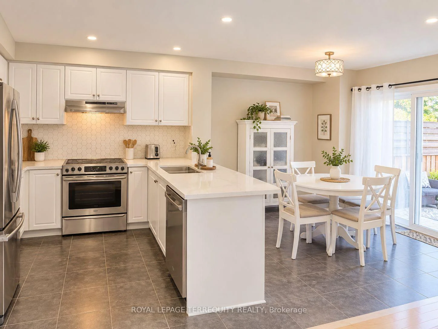 Photo 7 of 20 Gateway Court, Whitby, Taunton North — HOMEH