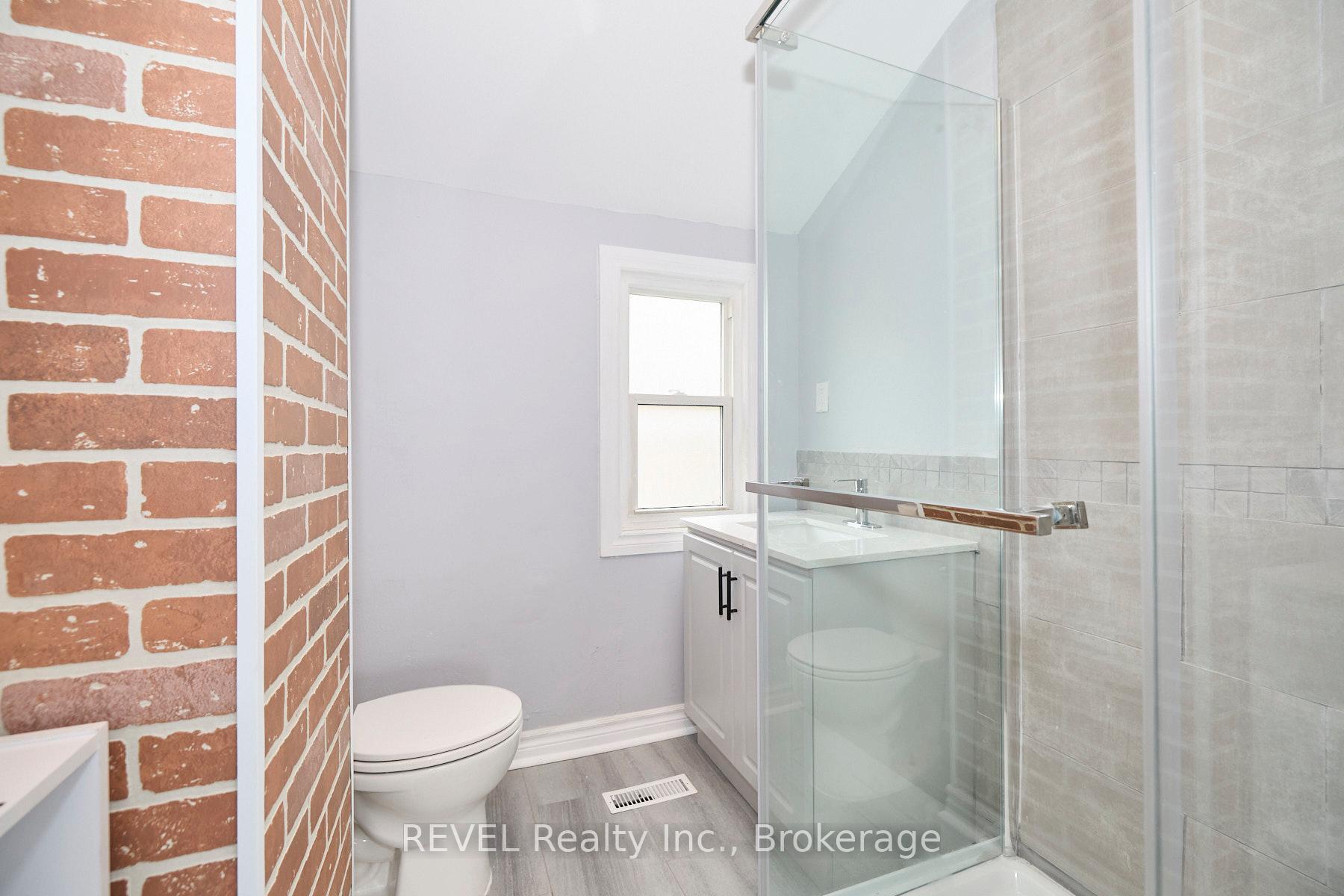 Photo 14 of 43 Cosby Avenue, St. Catharines, Facer — HOMEH