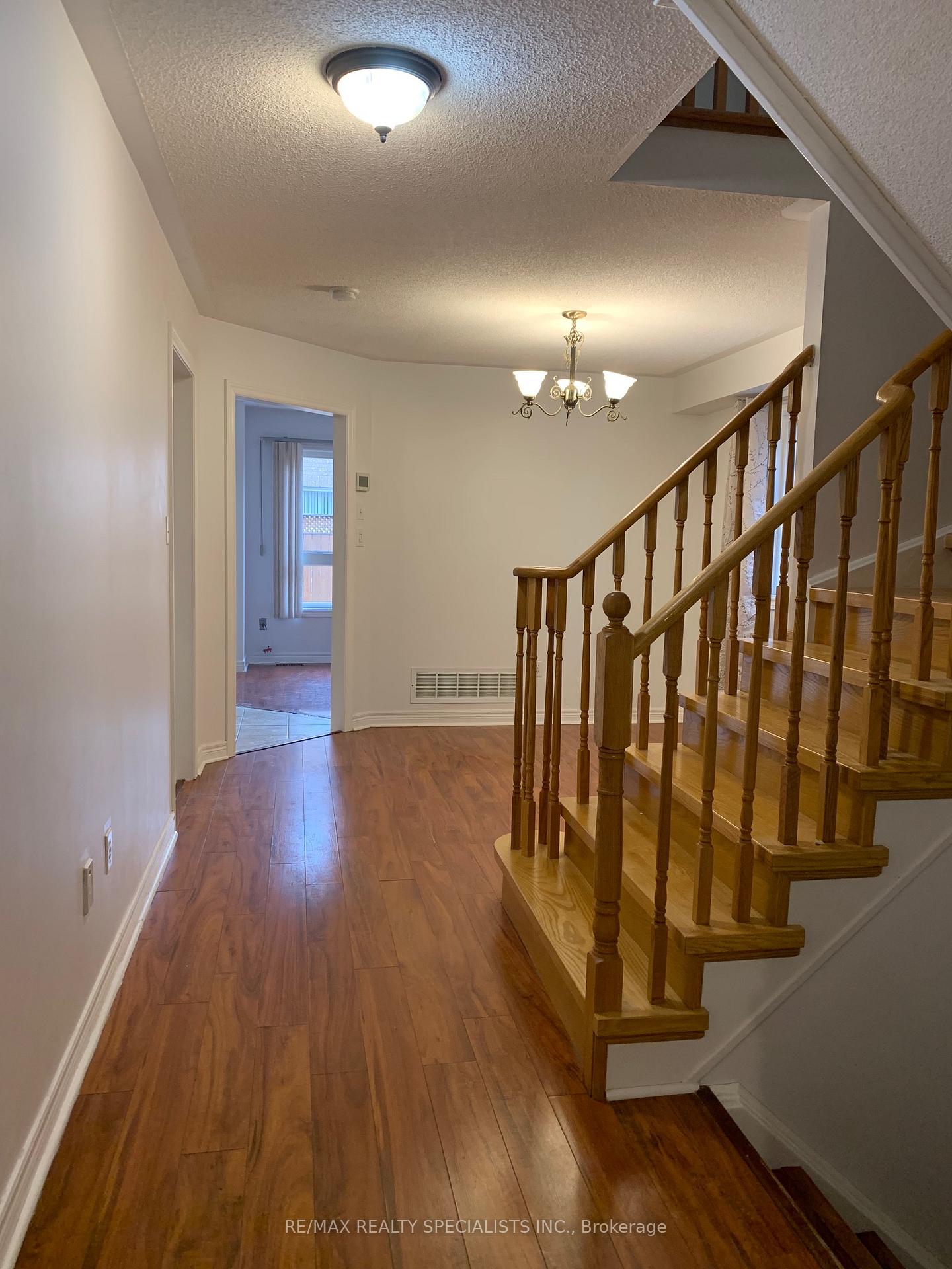 Photo 6 of 10 Ashmere Road, Brampton, Fletcher's Meadow — HOMEH