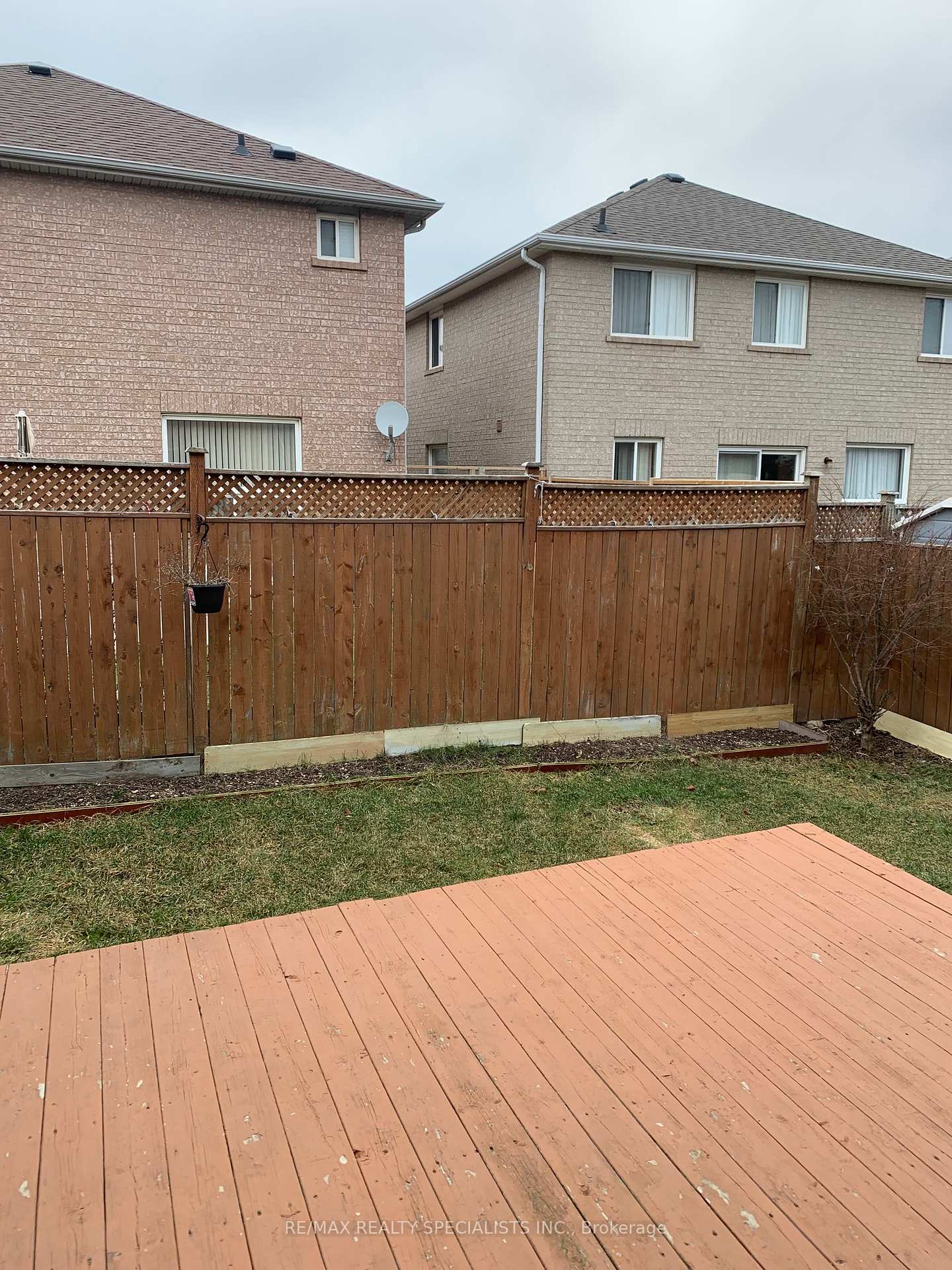 Photo 18 of 10 Ashmere Road, Brampton, Fletcher's Meadow — HOMEH