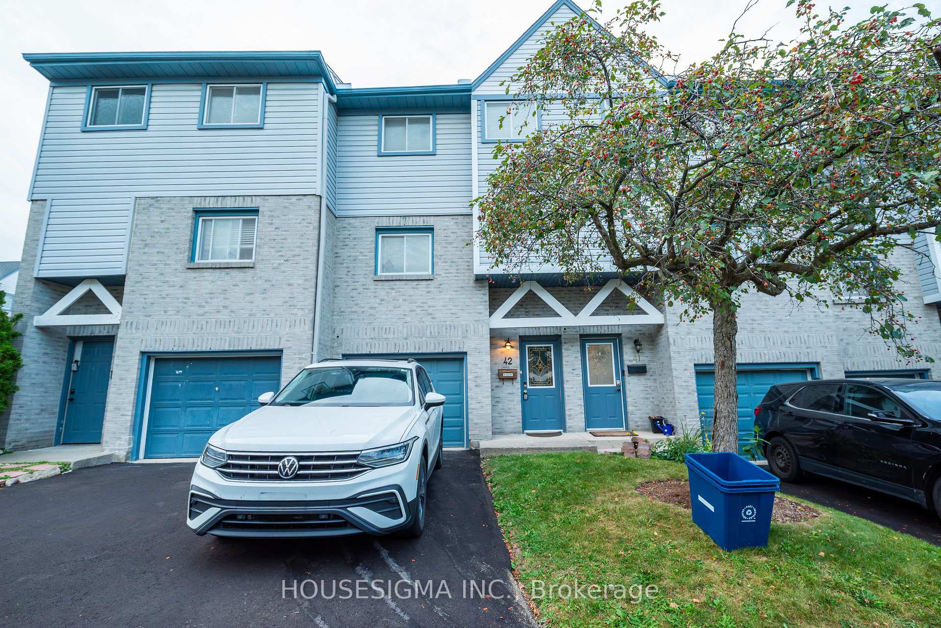 Photo 2 of Unit 42, 589 Beechwood Drive, Waterloo, Beechwood West — HOMEH