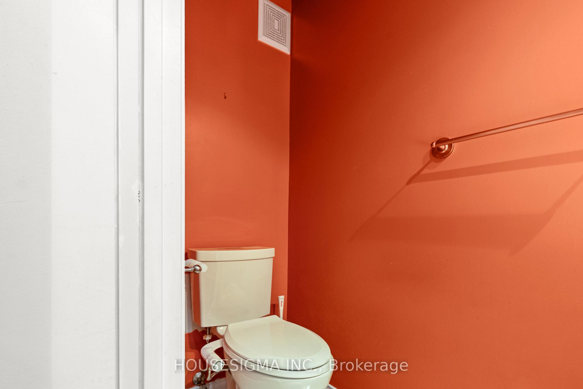 Photo 5 of Unit 42, 589 Beechwood Drive, Waterloo, Beechwood West — HOMEH