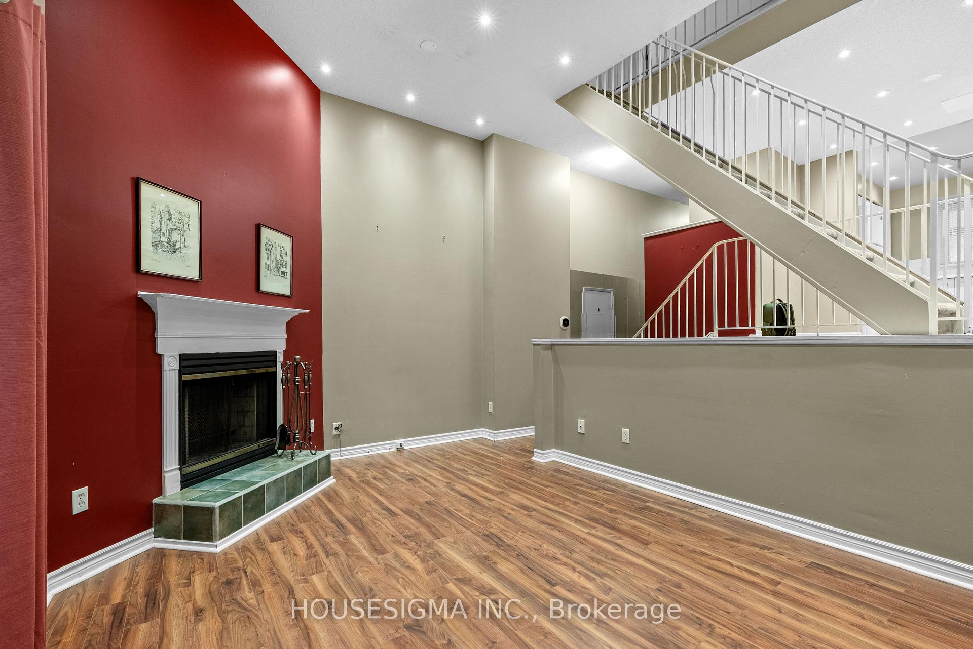 Photo 6 of Unit 42, 589 Beechwood Drive, Waterloo, Beechwood West — HOMEH