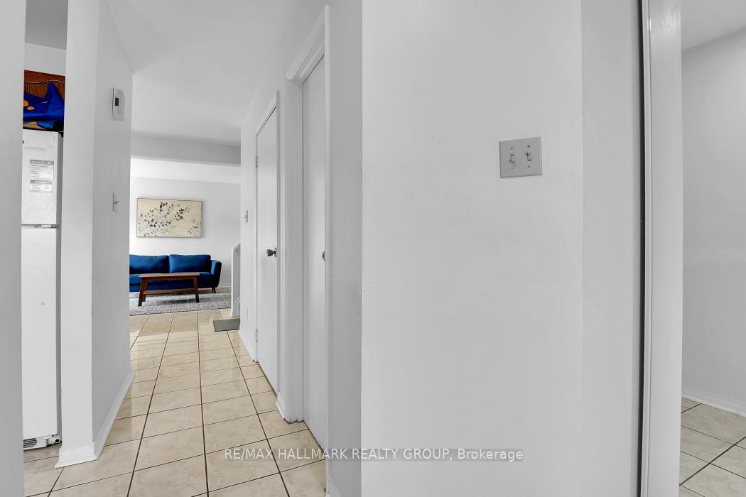 Photo 5 of Unit 81, 2772 Pimlico Crescent, Ottawa, Emerald Woods/Sawmill Creek — HOMEH