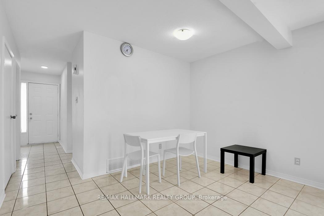 Photo 11 of Unit 81, 2772 Pimlico Crescent, Ottawa, Emerald Woods/Sawmill Creek — HOMEH