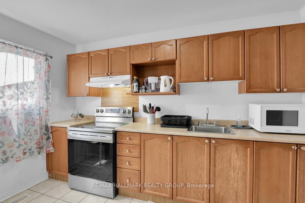 Photo 13 of Unit 81, 2772 Pimlico Crescent, Ottawa, Emerald Woods/Sawmill Creek — HOMEH