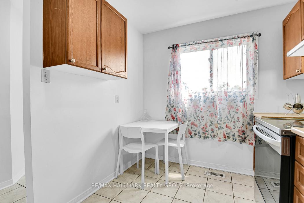 Photo 16 of Unit 81, 2772 Pimlico Crescent, Ottawa, Emerald Woods/Sawmill Creek — HOMEH