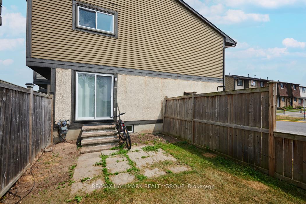 Photo 31 of Unit 81, 2772 Pimlico Crescent, Ottawa, Emerald Woods/Sawmill Creek — HOMEH