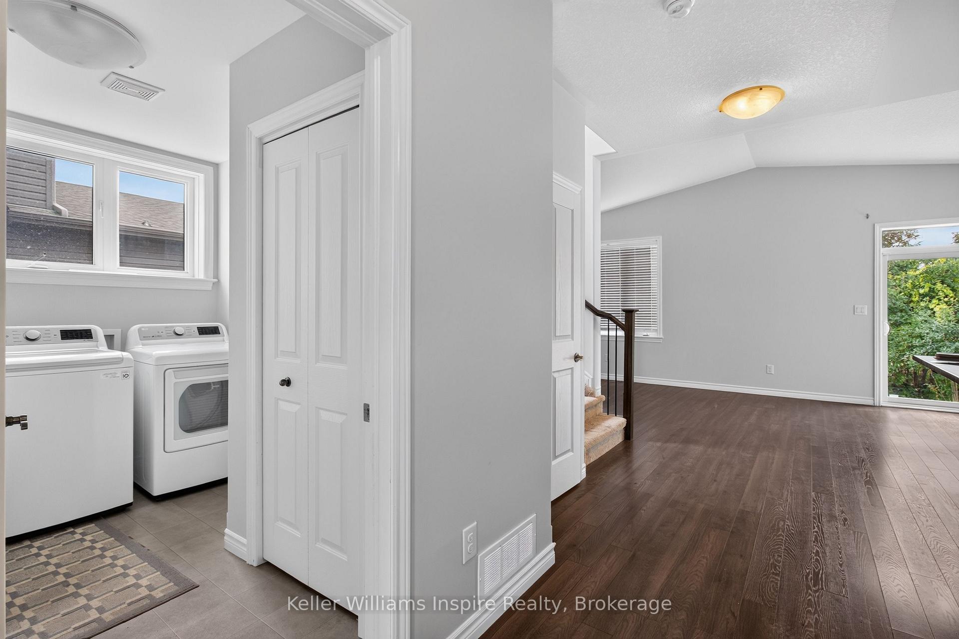 Photo 7 of 165 Islandview Drive, Loyalist, Amherstview — HOMEH