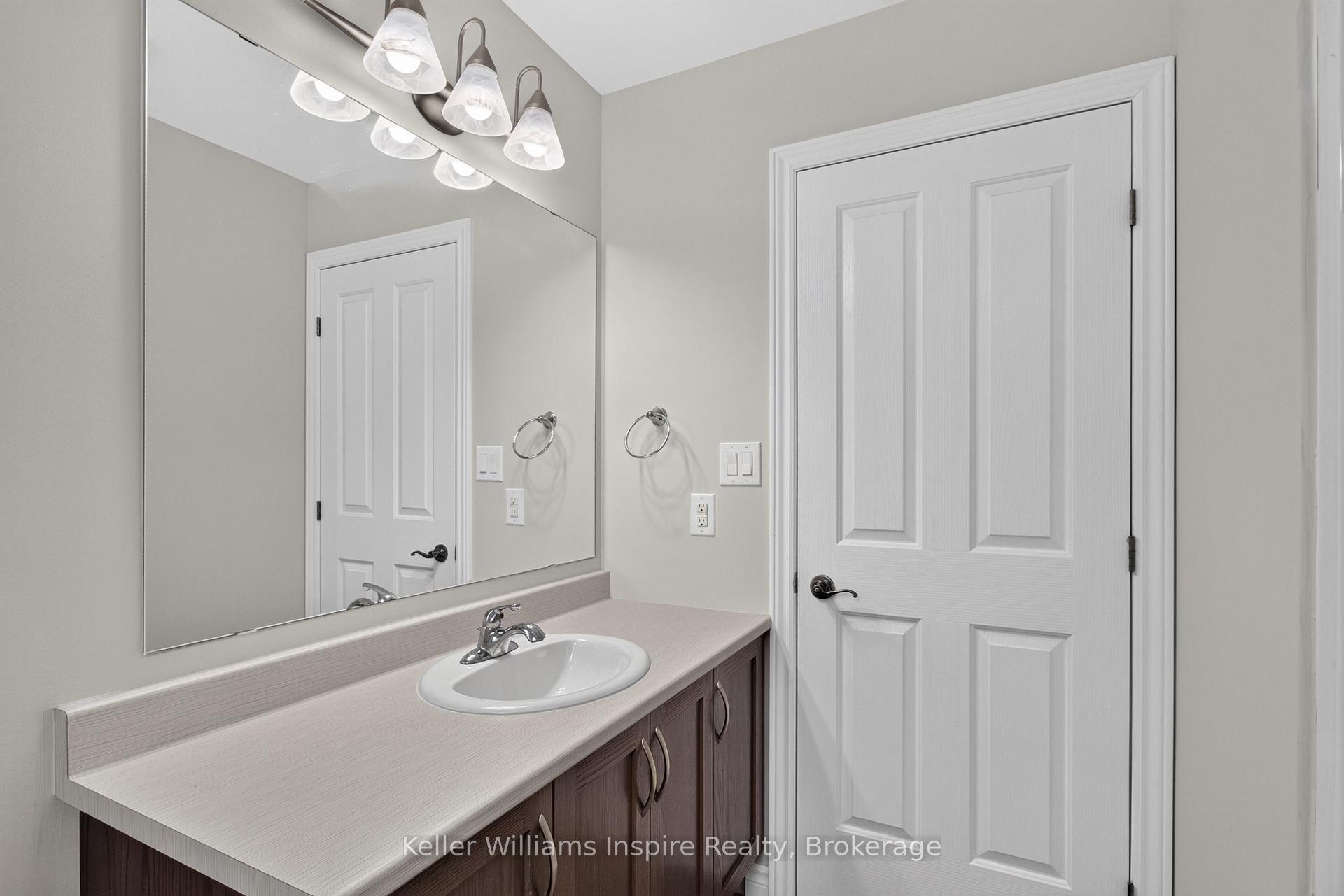 Photo 22 of 165 Islandview Drive, Loyalist, Amherstview — HOMEH