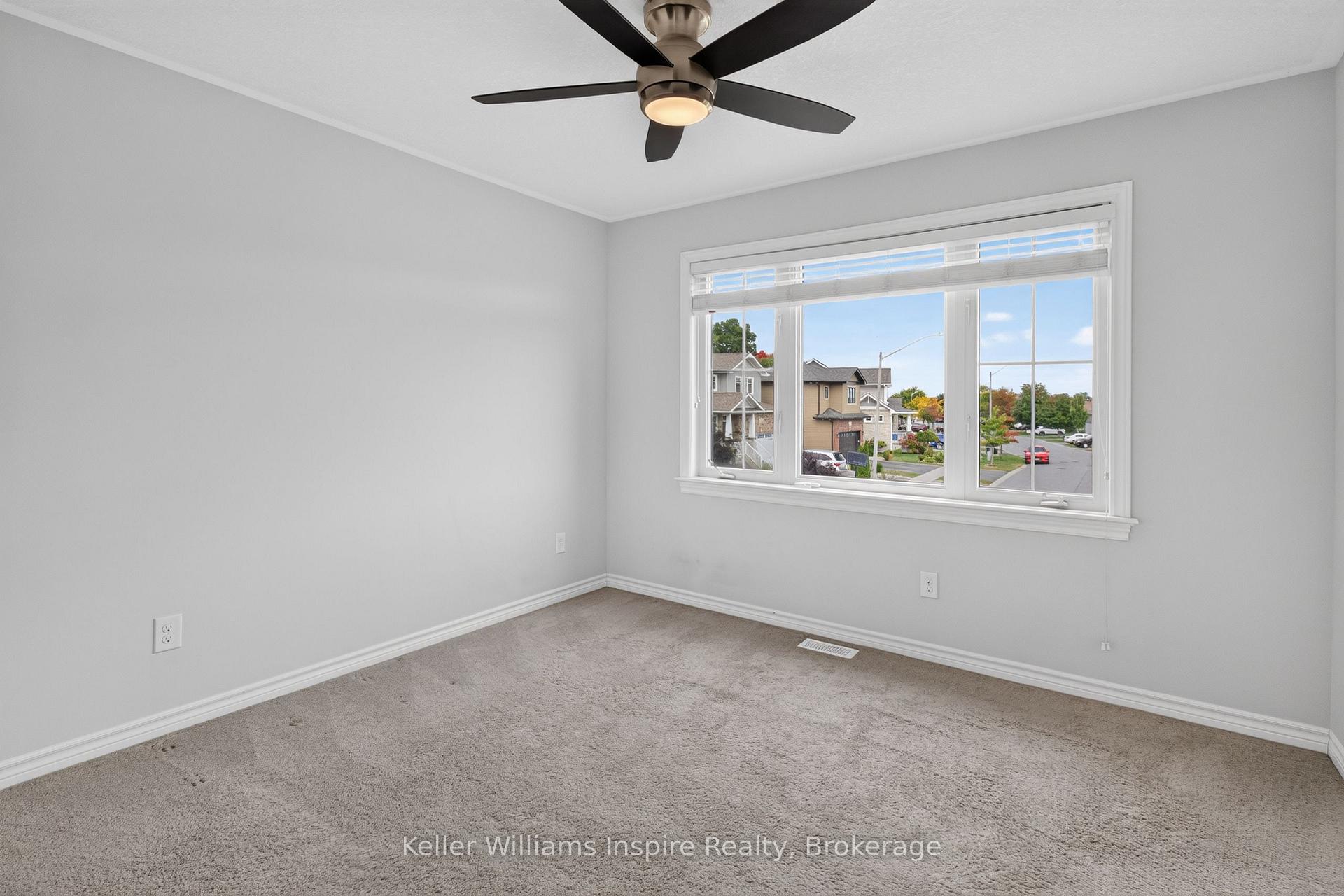 Photo 30 of 165 Islandview Drive, Loyalist, Amherstview — HOMEH