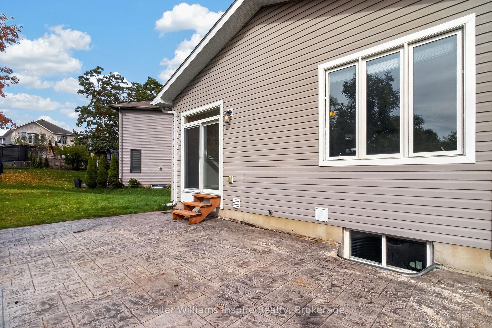 Photo 41 of 165 Islandview Drive, Loyalist, Amherstview — HOMEH