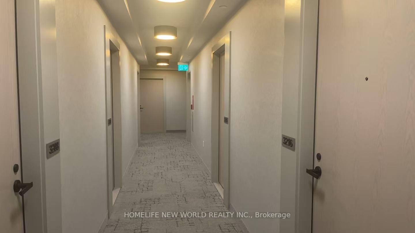 Photo 2 of Unit 3212, 28 Interchange Way, Vaughan, Vaughan Corporate Centre — HOMEH
