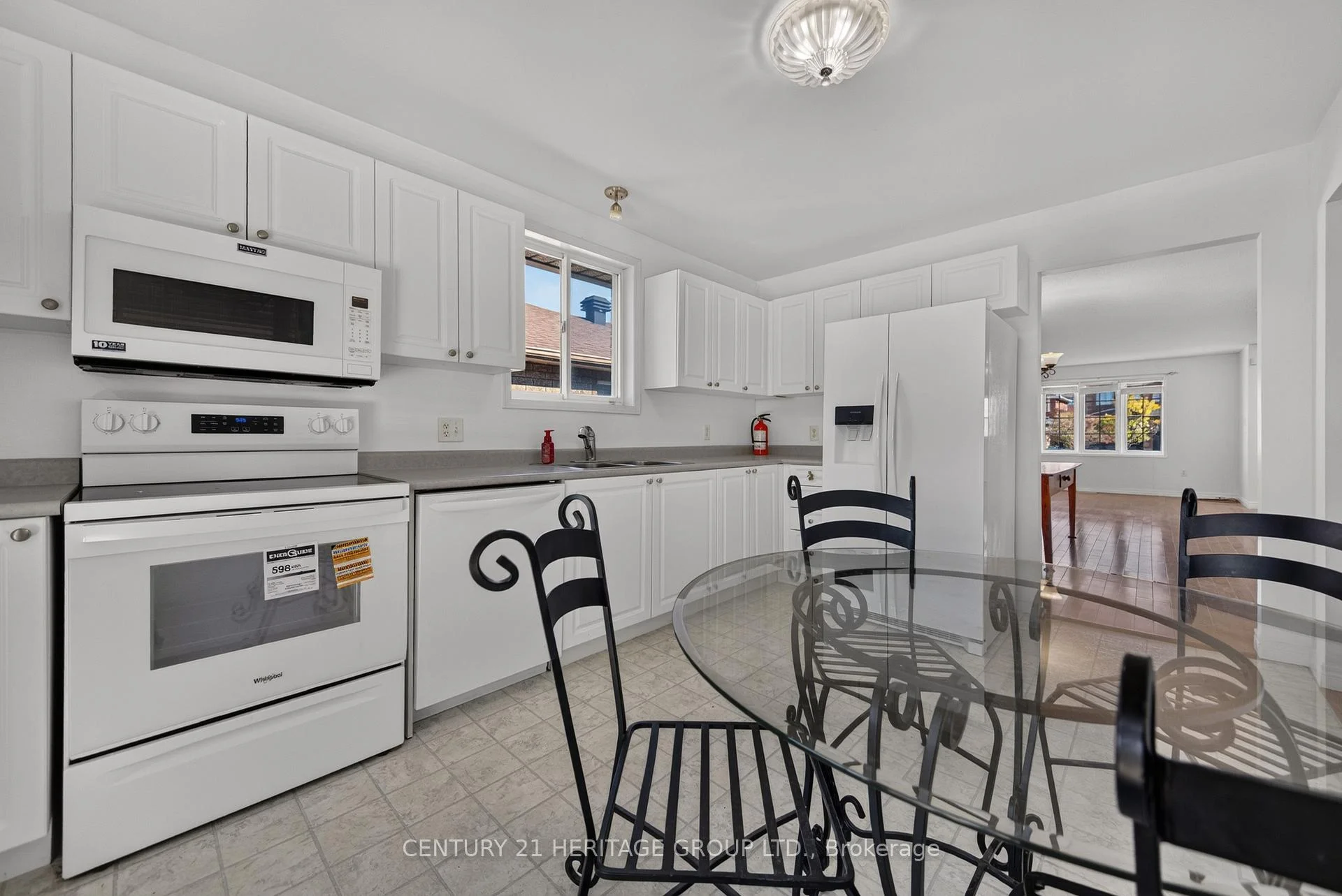 Photo 14 of 162 Madelaine Drive, Barrie, Painswick South — HOMEH