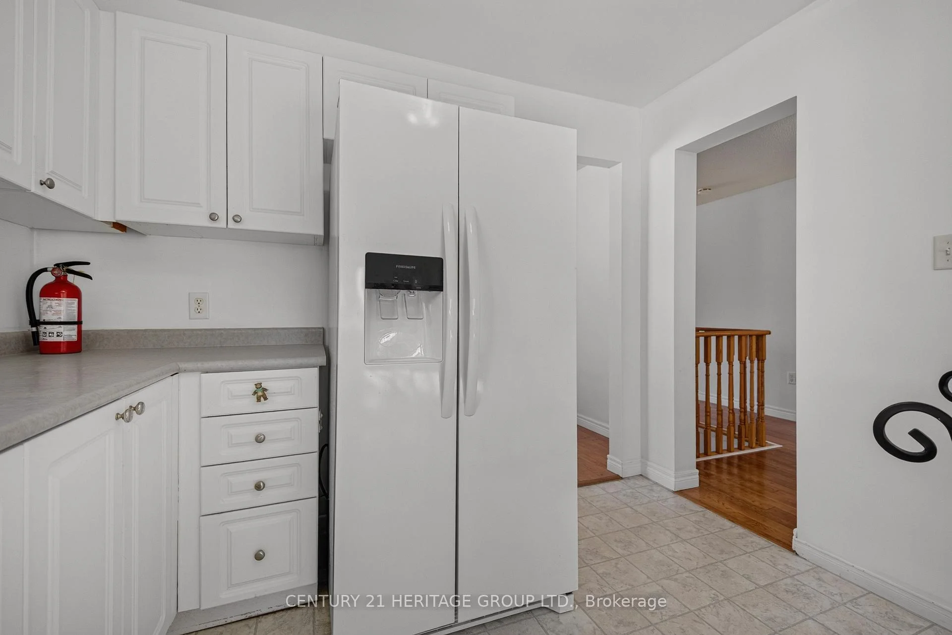 Photo 15 of 162 Madelaine Drive, Barrie, Painswick South — HOMEH