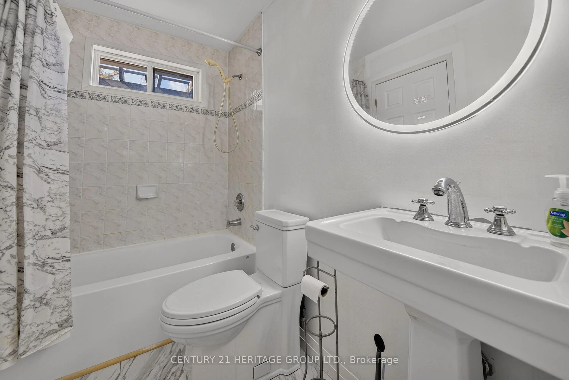 Photo 20 of 162 Madelaine Drive, Barrie, Painswick South — HOMEH