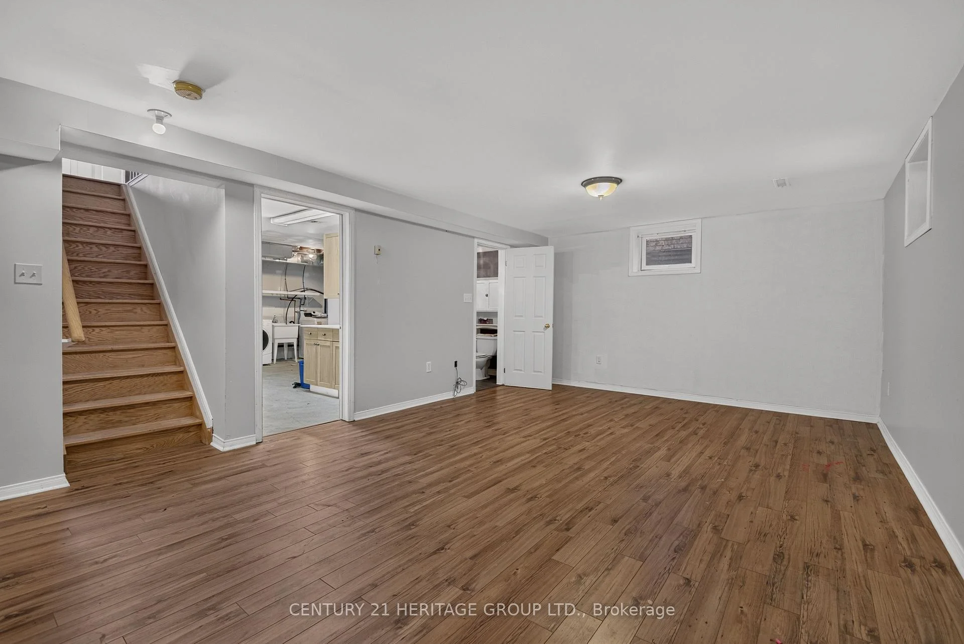 Photo 29 of 162 Madelaine Drive, Barrie, Painswick South — HOMEH