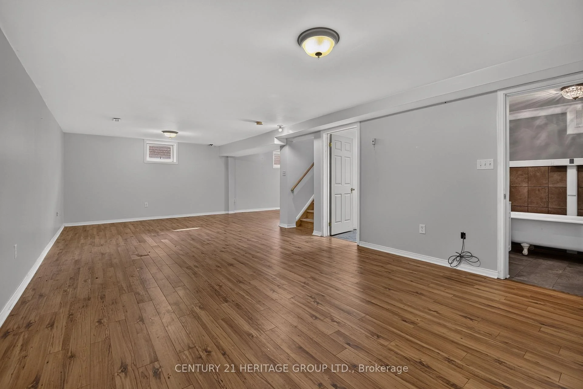 Photo 30 of 162 Madelaine Drive, Barrie, Painswick South — HOMEH
