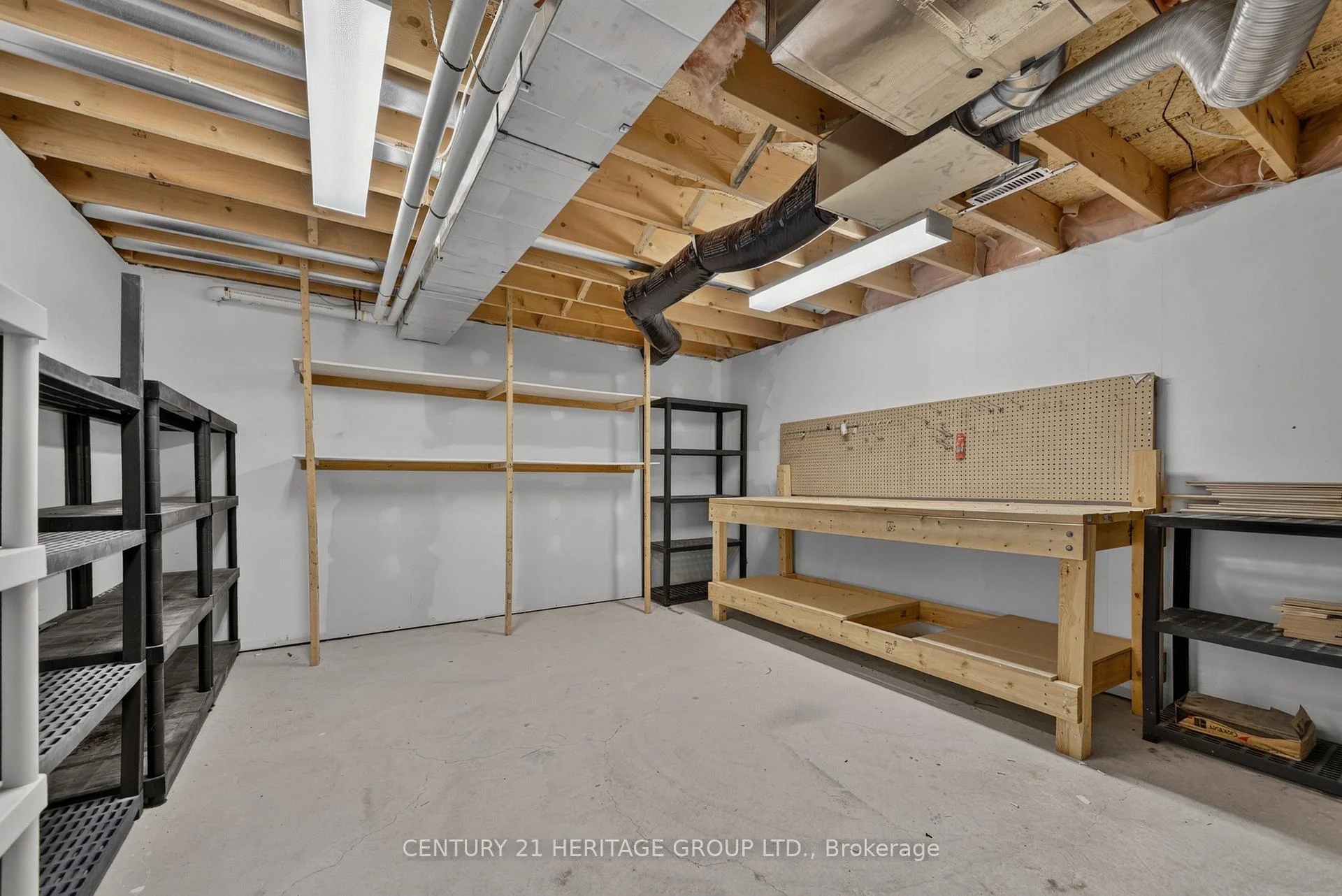 Photo 36 of 162 Madelaine Drive, Barrie, Painswick South — HOMEH
