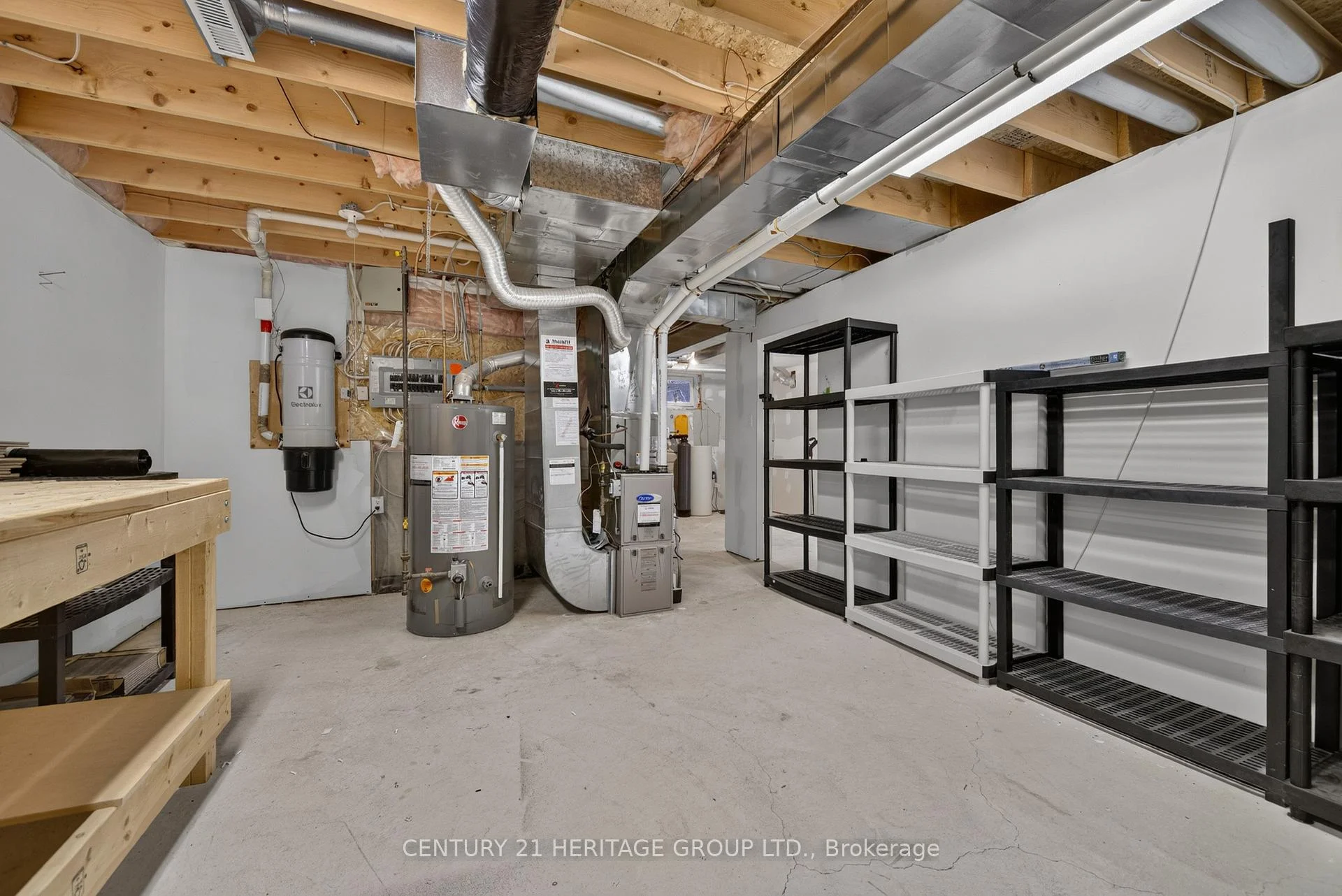 Photo 37 of 162 Madelaine Drive, Barrie, Painswick South — HOMEH