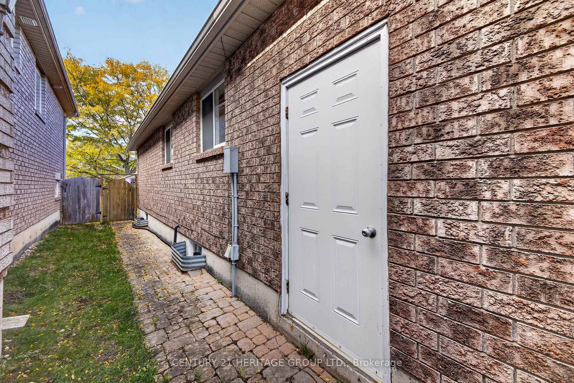 Photo 39 of 162 Madelaine Drive, Barrie, Painswick South — HOMEH