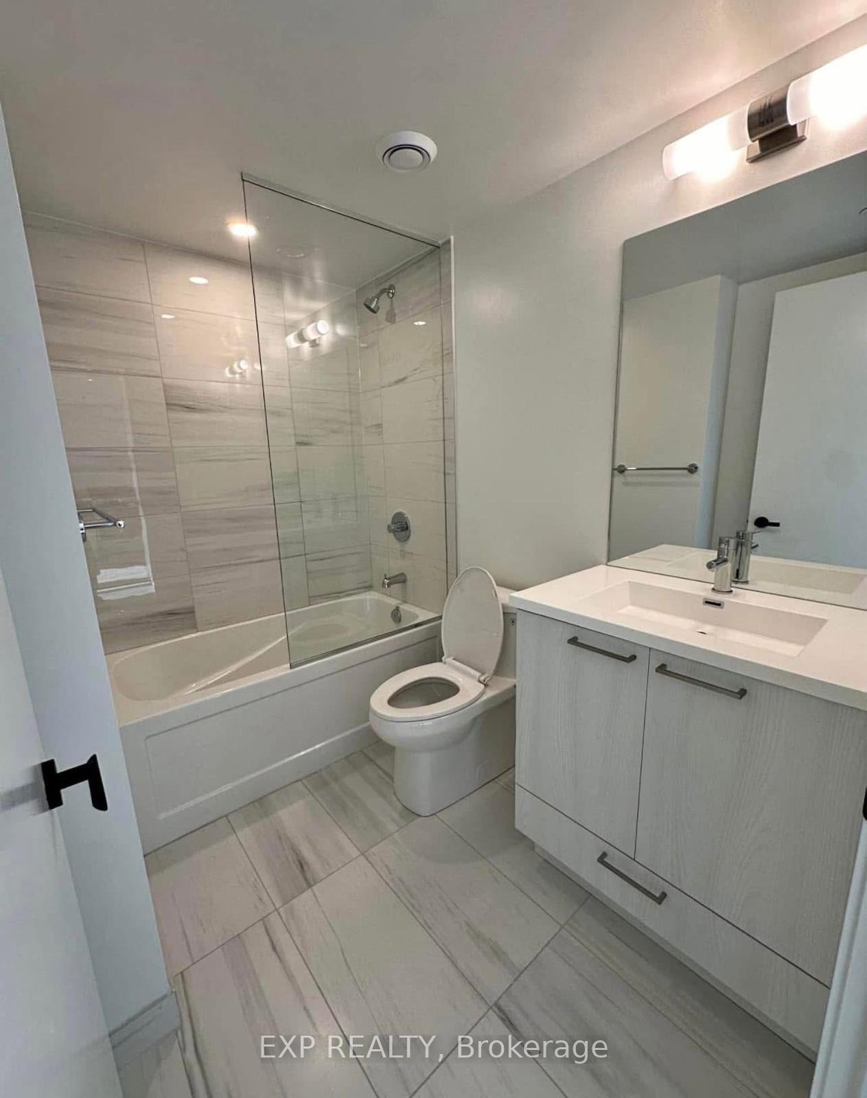 Photo 7 of Unit 3208, 195 Commerce Street, Vaughan, Vaughan Corporate Centre — HOMEH