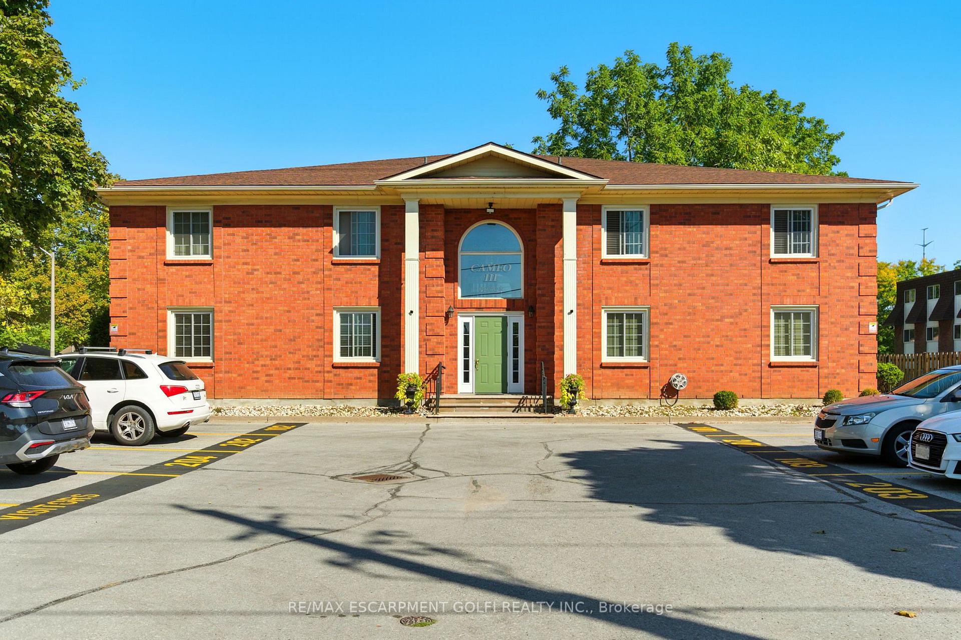 Photo of Unit 104, 6381 Dunn Street