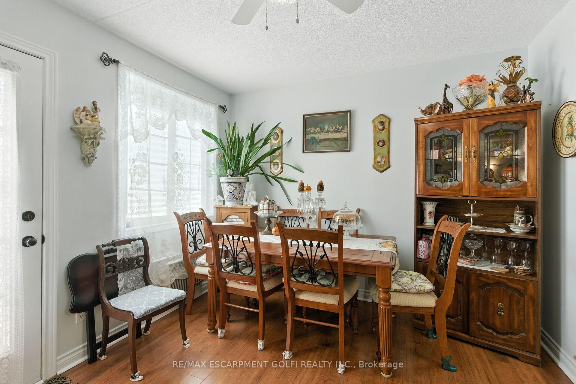Photo 6 of Unit 104, 6381 Dunn Street, Niagara Falls, Dorchester — HOMEH