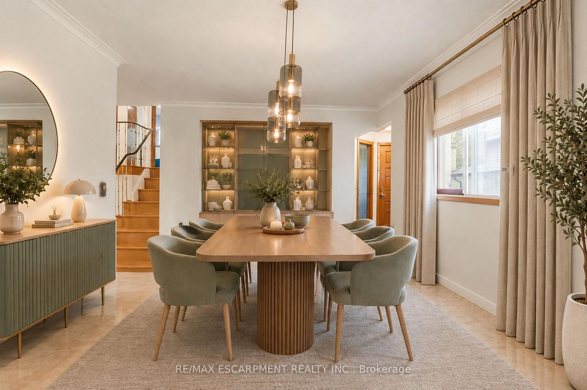 Photo 7 of 7566 Netherwood Road, Mississauga, Malton — HOMEH